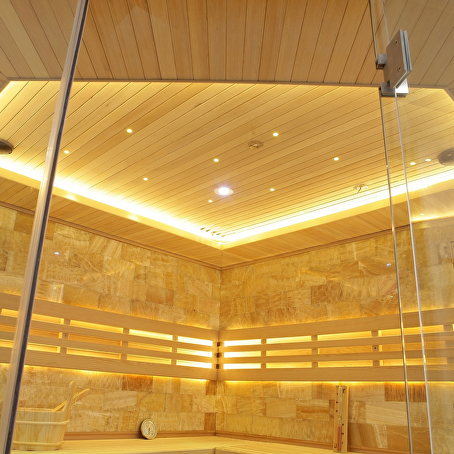 VitaAura Prisma Sauna 220x220x210cm met kachel