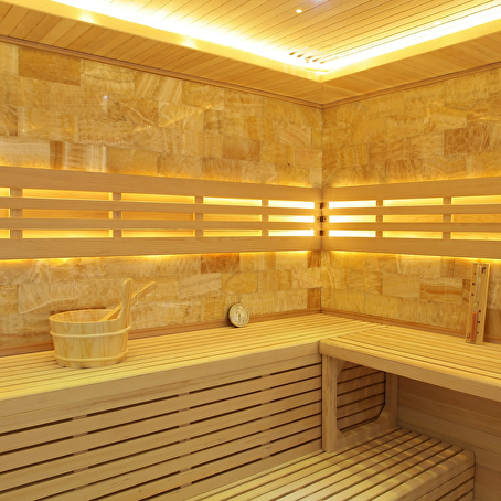 VitaAura Prisma Sauna 220x220x210cm met kachel