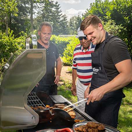 GrilluxePrime gasbarbecue 3 branders met gietijzeren kookplaat