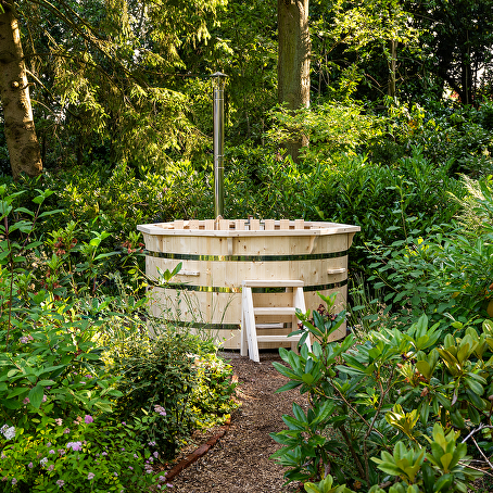 ThermoraLux Hottub ongemonteerd 1900x1900x1045mm met houten cover