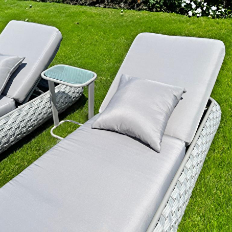 RivieraDream ligbed met bijzettafel donkergrijs wicker