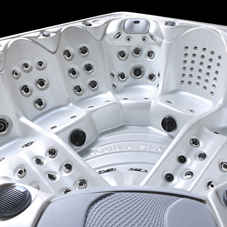 Tropi 6-persoons Outdoor Spa wit / WiFi module