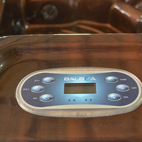 Tropi 6-persoons Outdoor Spa brown / WiFi module